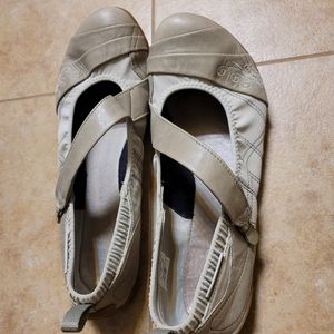 Merrell ballet flats with vibram soles